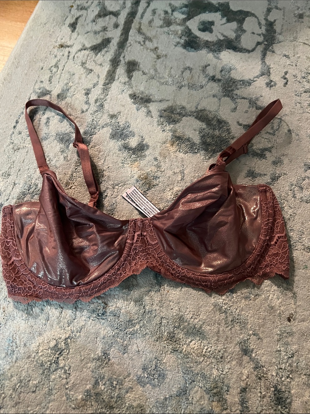 Victoria's Secret Shimmery Lace Underwire Bra in Plum